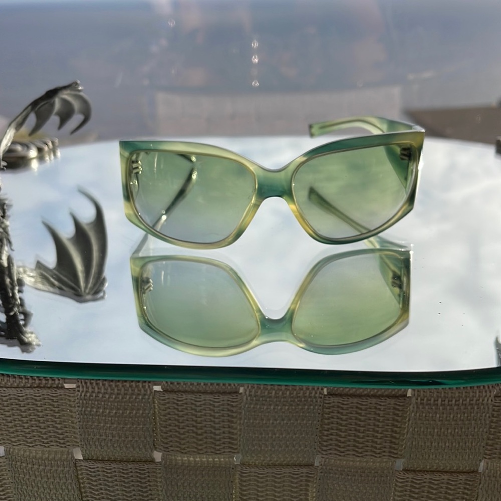 OLIVER PEOPLES SUNGLASSES - Picture 1 of 8
